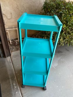 Plastic shelve