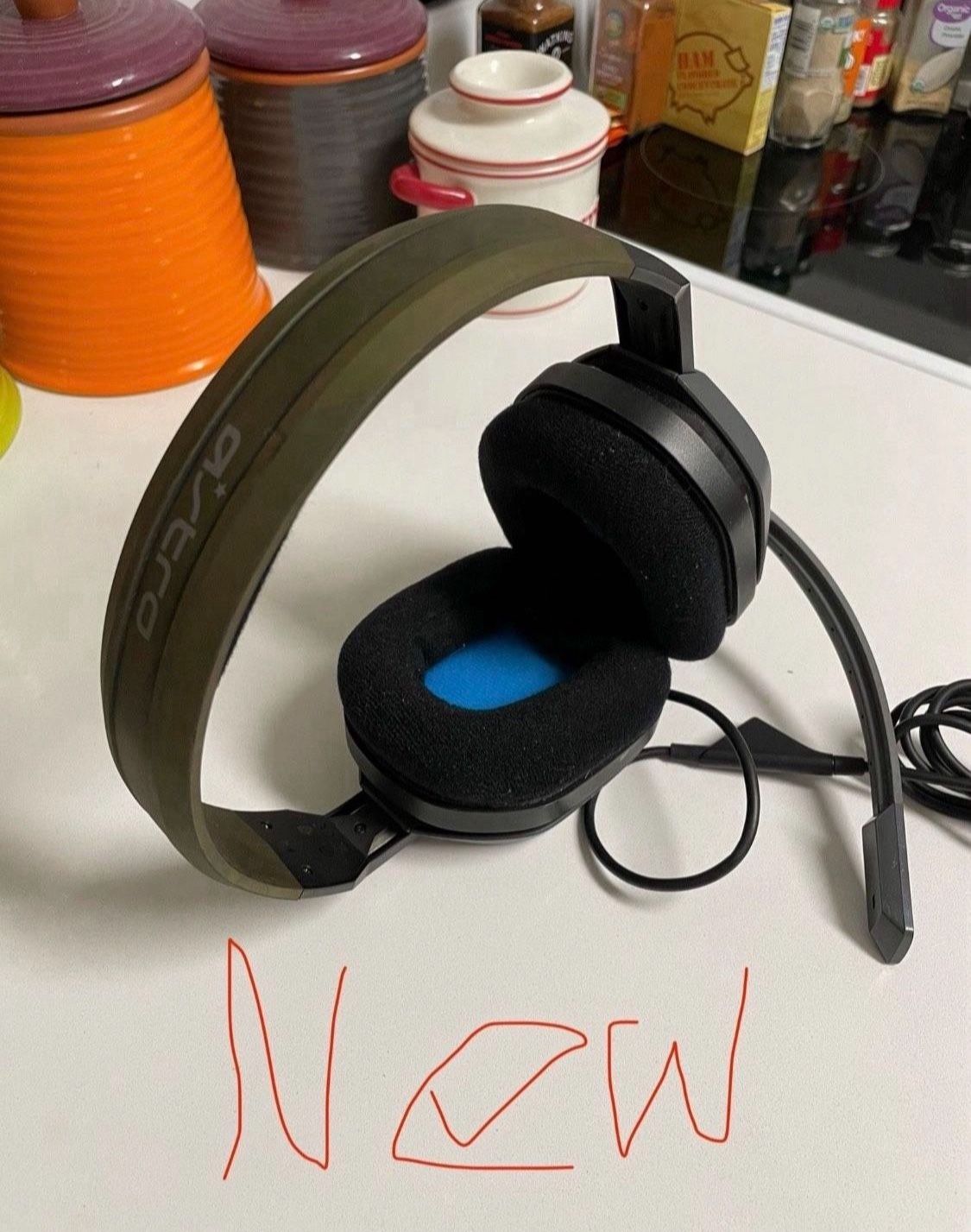NEW Logitech Astro A10 Gaming Headset. 