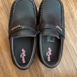 Size 8.5 Toddler Leather Shoe