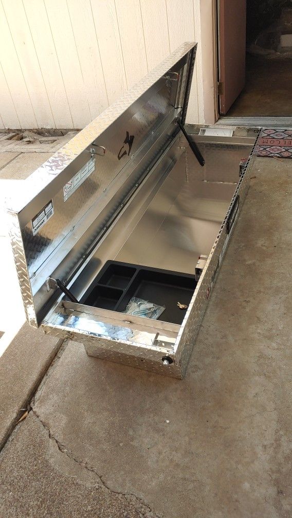 Husky Truck Tool Box Low Profile