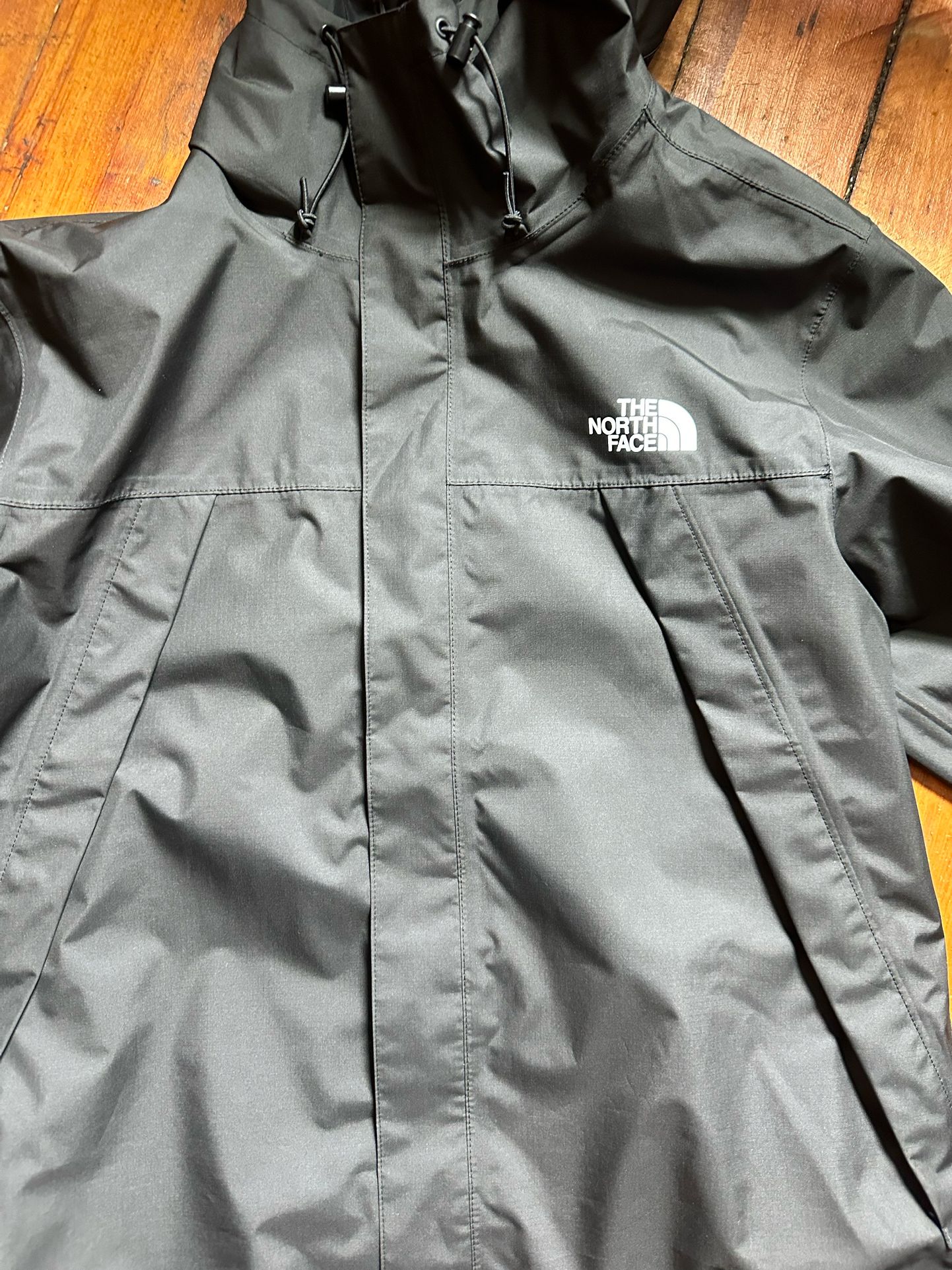 NORTH FACE Men’s Antora Jacket (Size Medium)