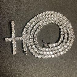 Iced Out Silver Cross Diamond Tennis Pendant Chain💎