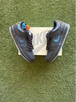 Nike SB Dunk “Bluetile Skateboards”