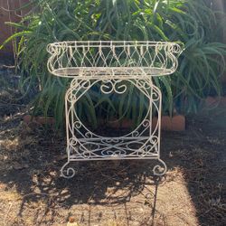 Plant Stand