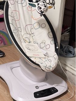 4 Moms baby Swing