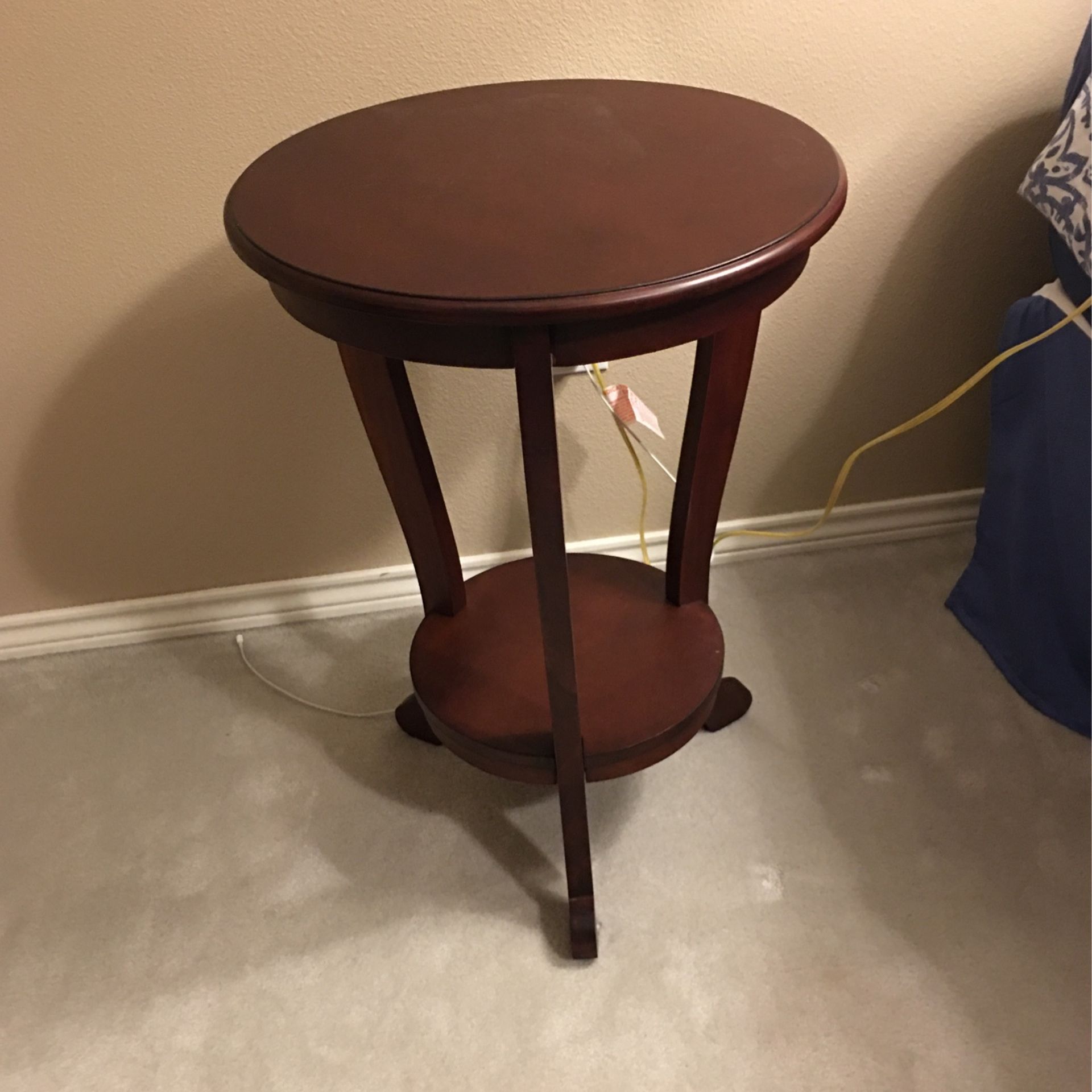 Nightstands (set of 2) for Sale in Tigard, OR OfferUp
