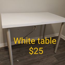 White Desk Table. Excellent Condition. May Be Ikea