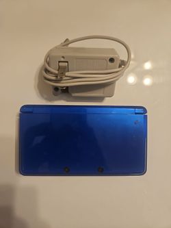Nintendo 3DS Blue Handheld Console with Charger
