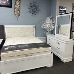 4PC Queen Bedroom Set