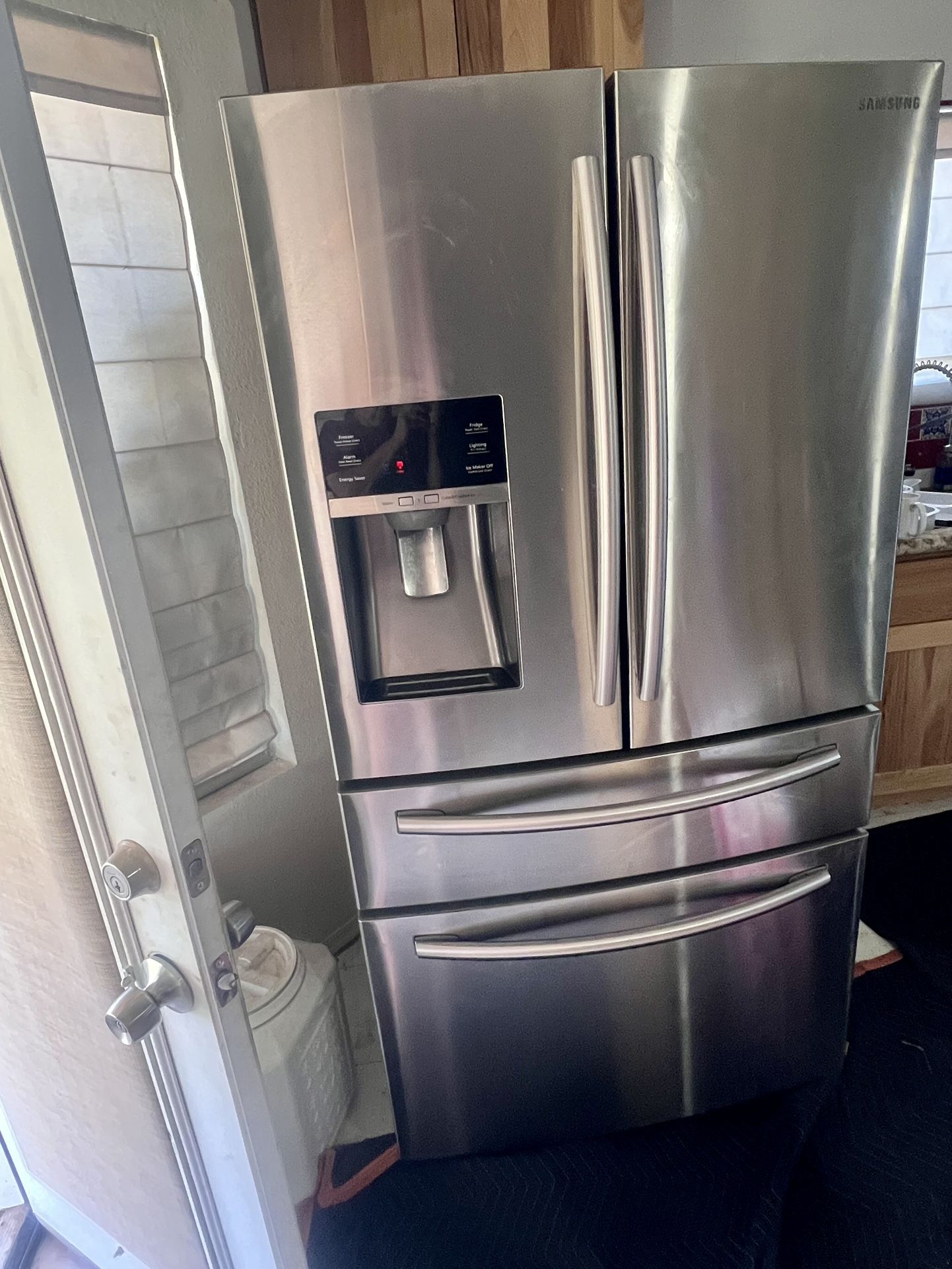 Samsung 36” French Door SS Refrigerator Freezer