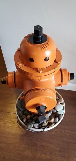 Pompa, Tambien Fuente De Agua.