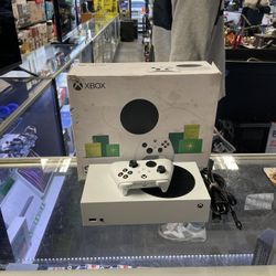 Xbox Series S With One Controller In Great Condition 