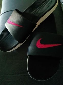 Nike women's sandals