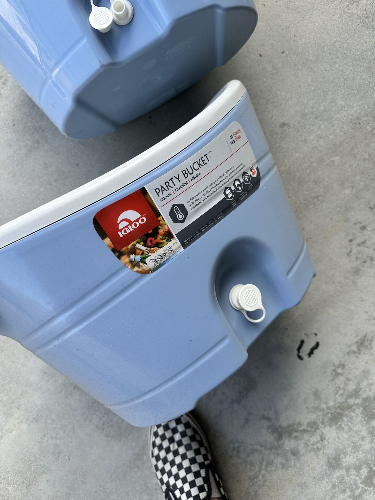 Igloo Party Buckets