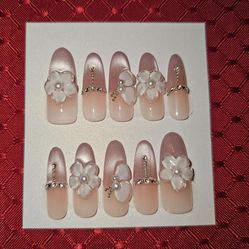 Press-On Nails | X-Long Oval | Light Pink Cateye Tip w/ White 3D Flowers & Bling (#7)
