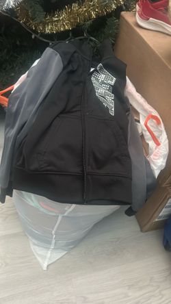 2 bags of 3t - 4t clothes ( Boys) really good condition