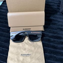 Burberry Sun Glasses