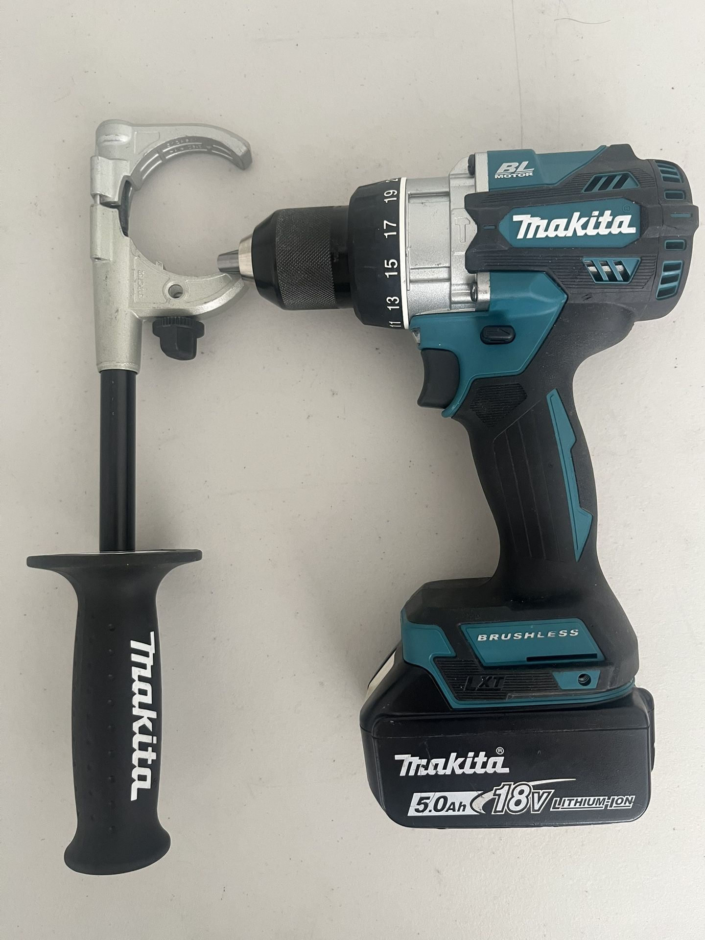 Makita 18v Brushless Hammer Drill And battery