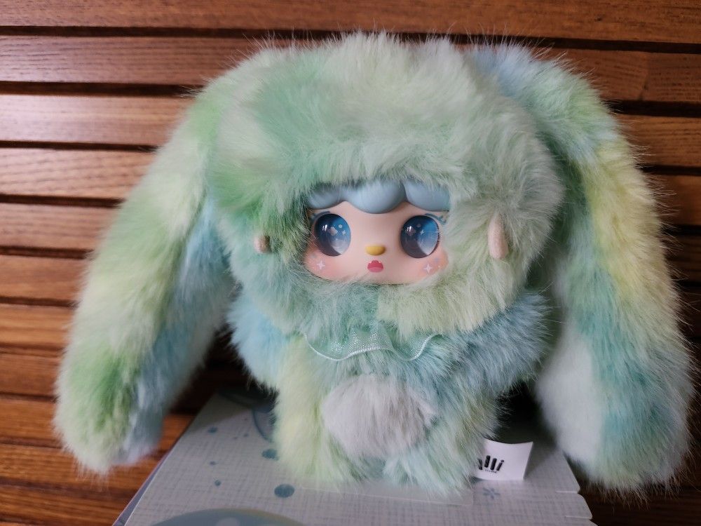 LABUBU BUNNY: Key Chain. NEW! π°