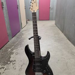 Yamaha Pacifica Electric Guitar