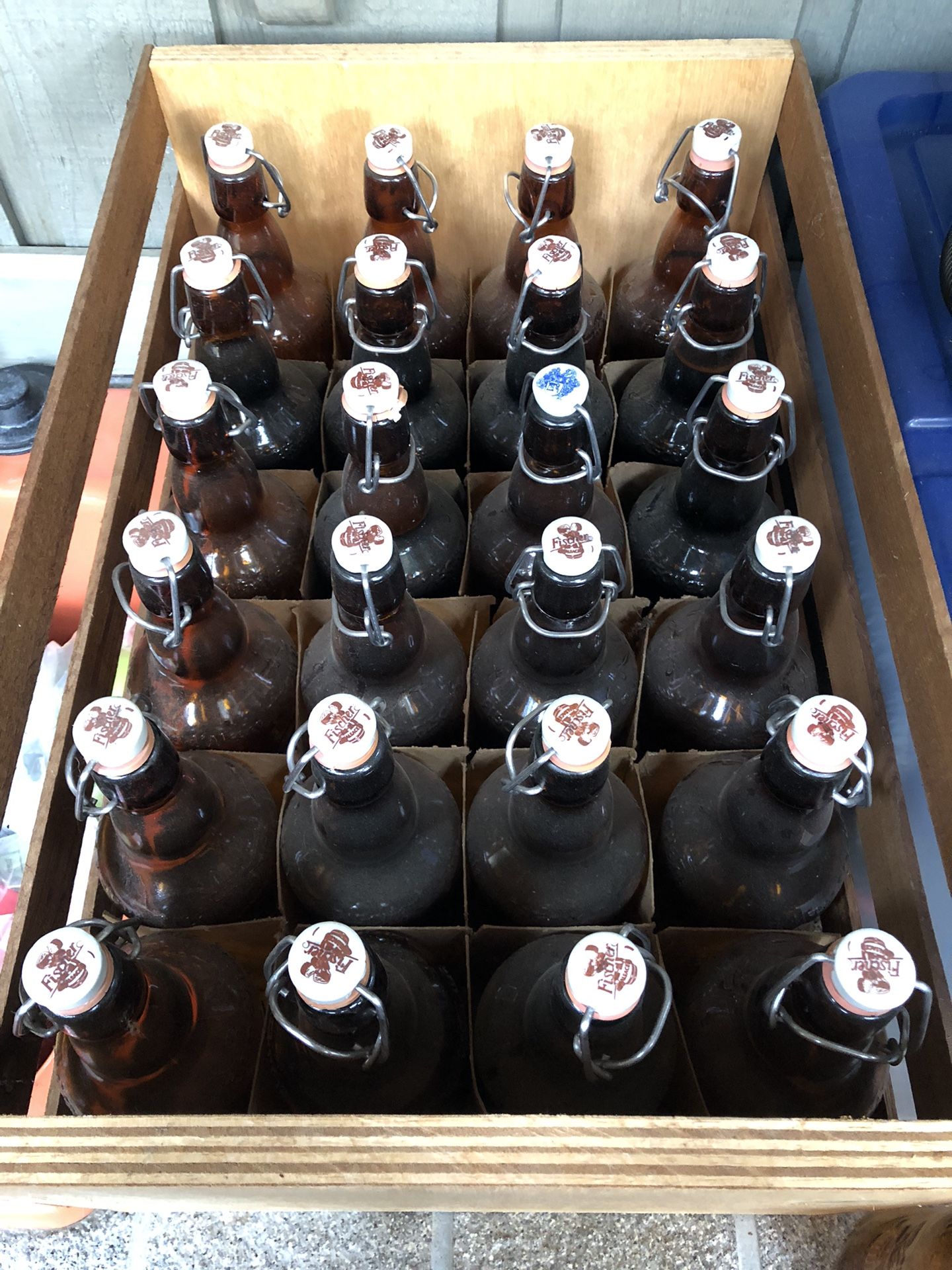 16oz Swing Top Bottles