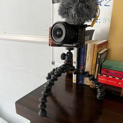 Sony ZV-E10 Camera Bundle