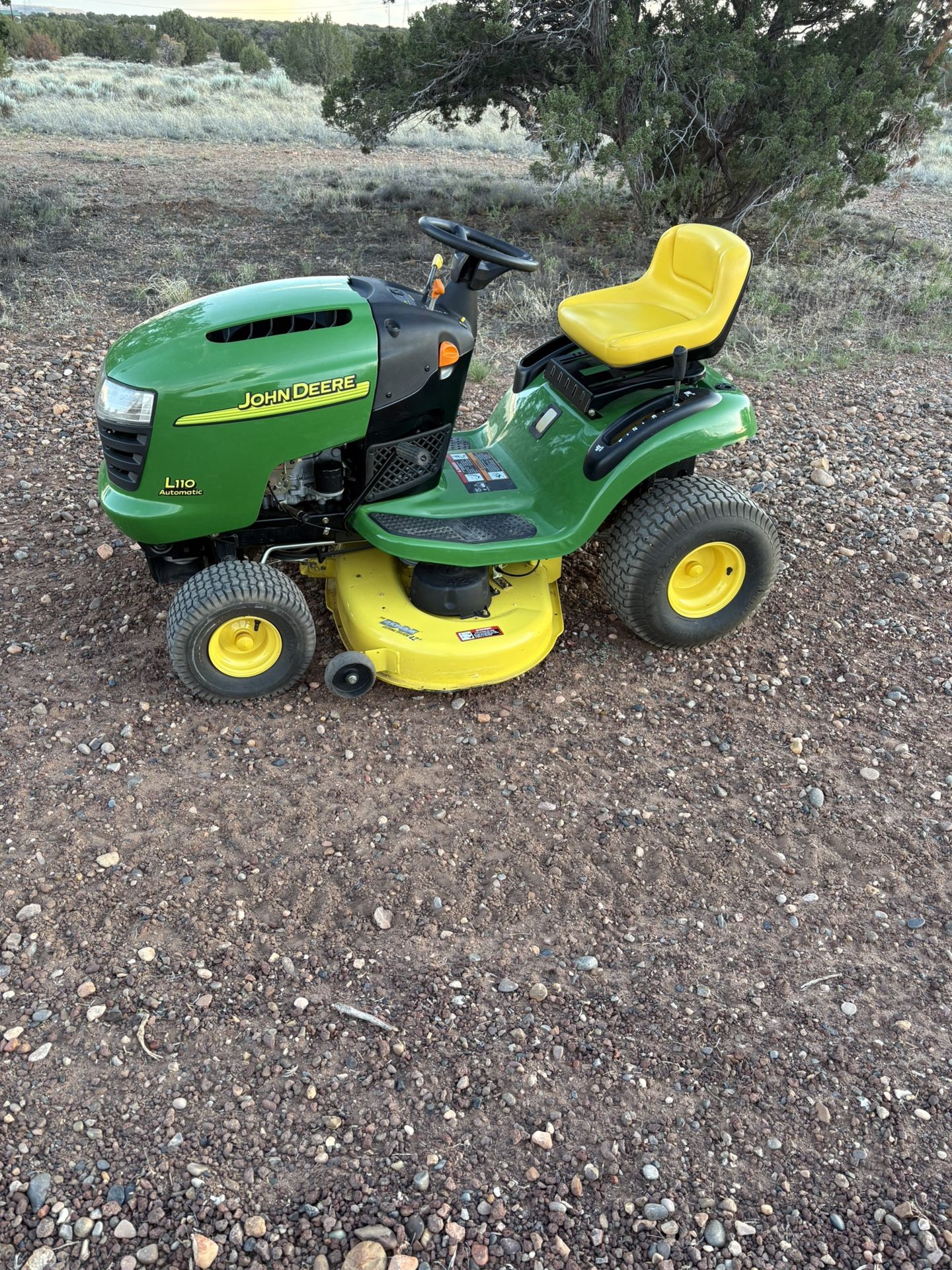 John Deere Riding Mower