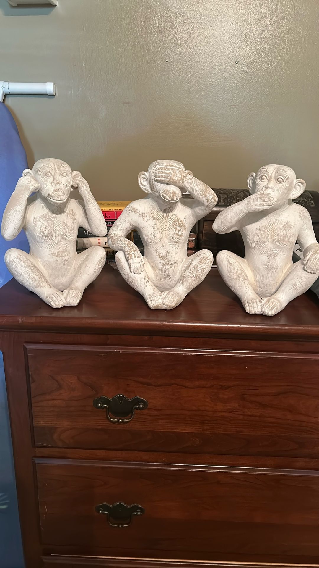 3 Wise Monkeys Statue Set - Hear No Evil See No Evil Speak No Evil - Resin Monkey Figurines
