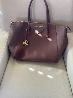 Brown handbag