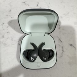 Power Beats Fit Pro