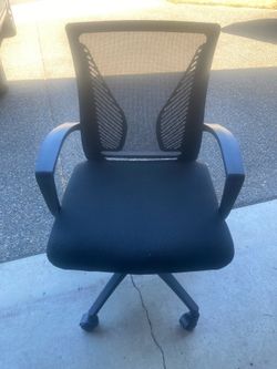 Desk adjustable chair