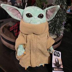 Disneyland Star Wars Mandalorian The Child Baby Yoda Plush