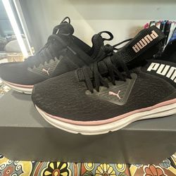 Women Puma Pink And Black 