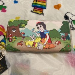 Snow White Wallet