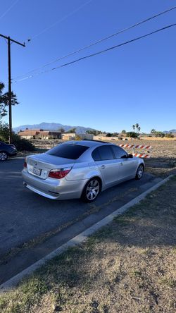 2004 BMW 530i