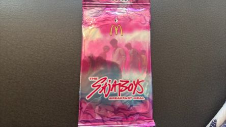 Unopened KPop Saja Boys McDonald’s collectors cards
