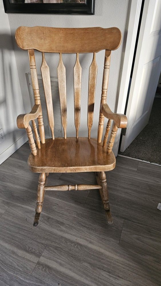 Large Rocking Chair