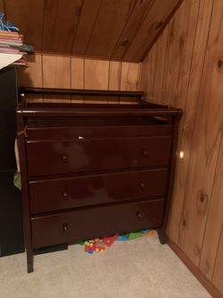Changing Table/ Dresser