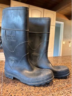 Rubber boots