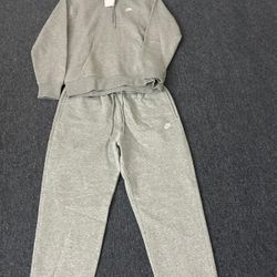Nike Sweatsuit 