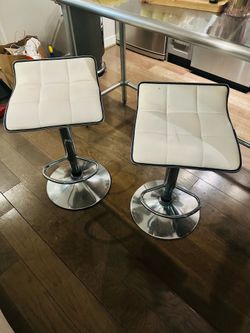 Set of 2 Modern White Adjustable Bar Stools