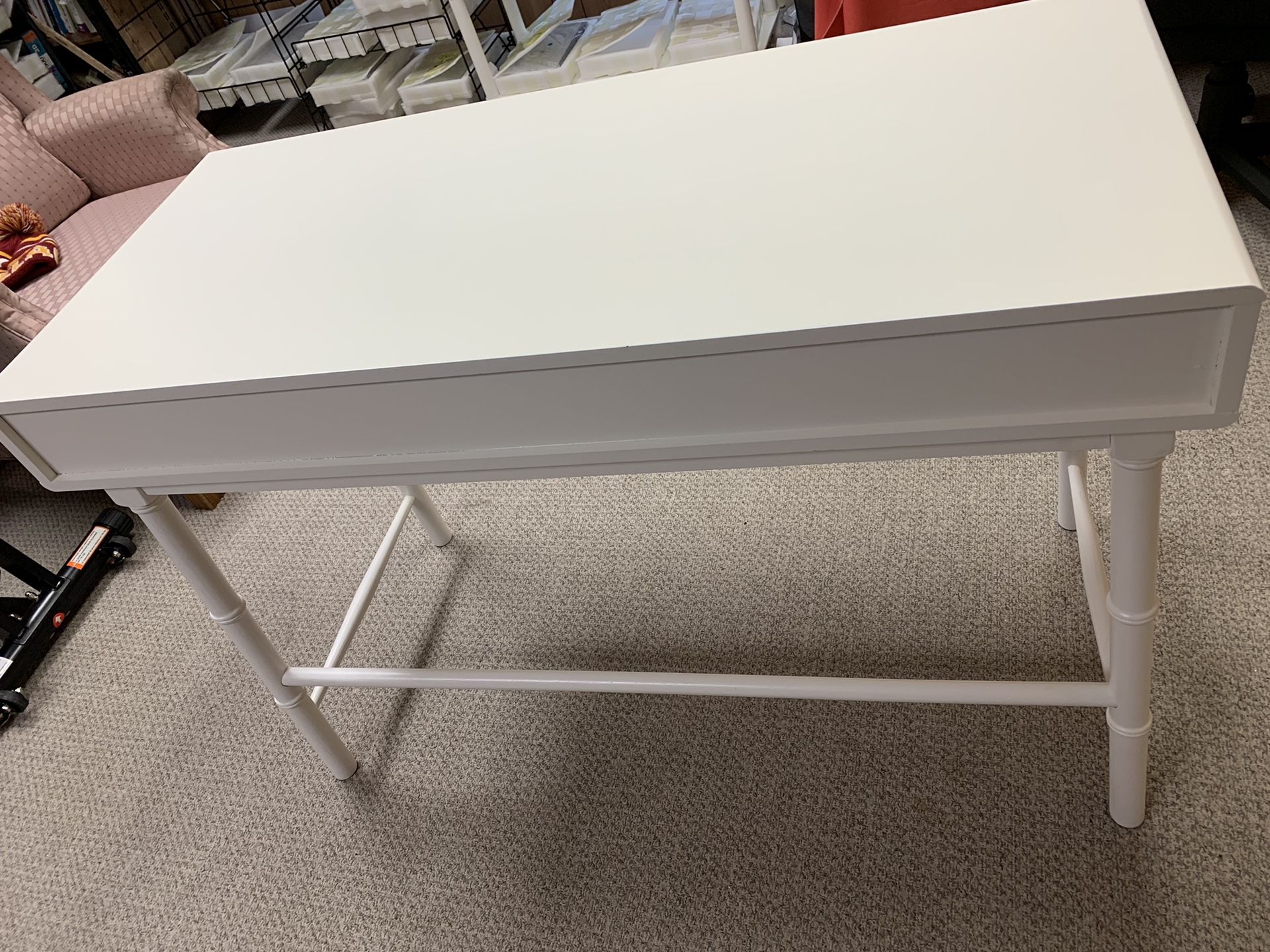 Oslari desk 2024