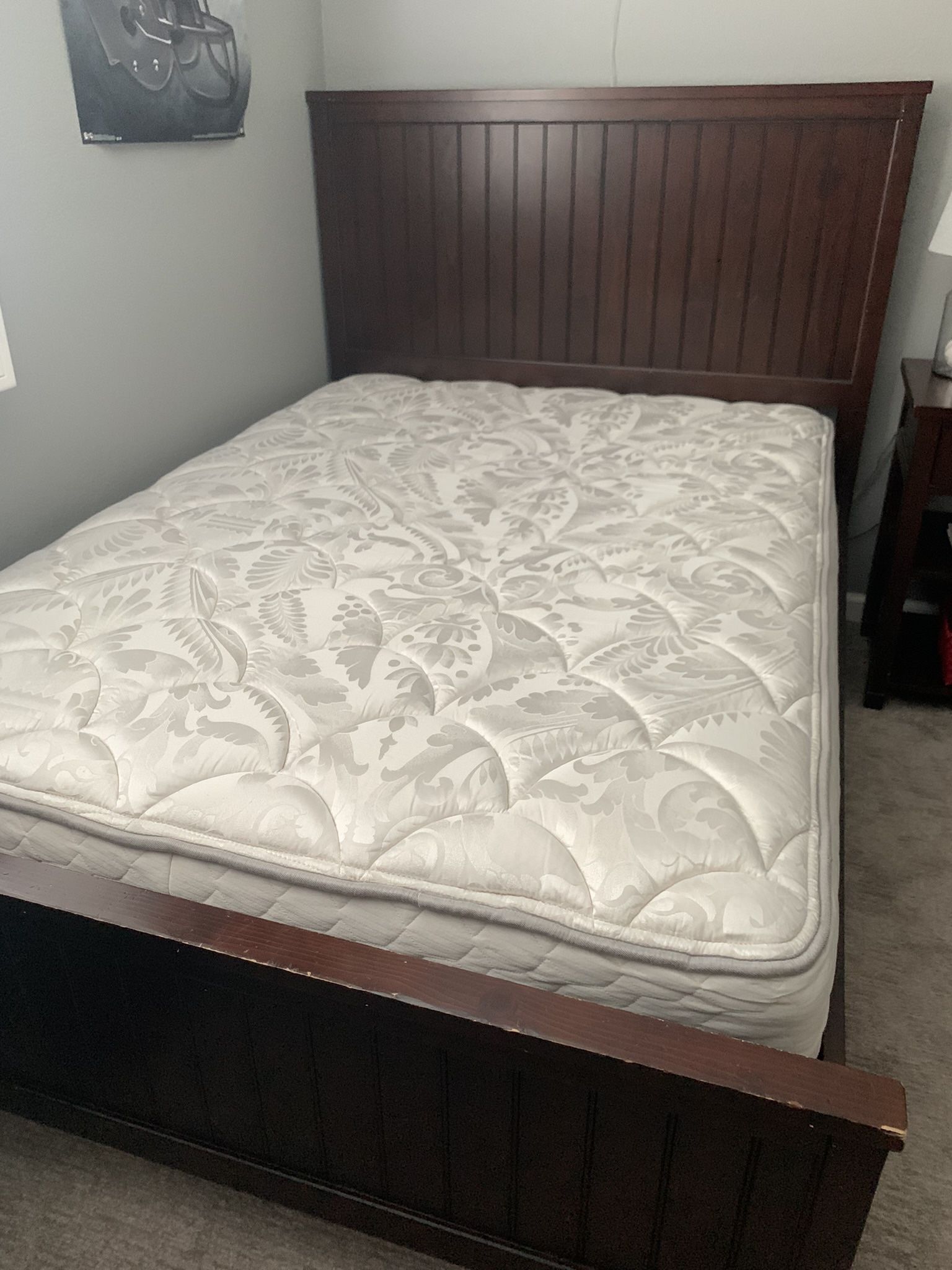 Pottery Barn Teen-beadboard-dark espresso-FULL Bed
