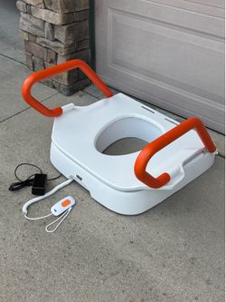 Electric Raised Toilet Seat - Only used a few times