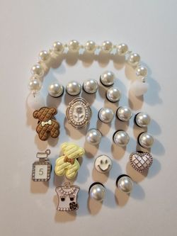 Shoe charms