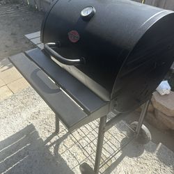 Charcoal Barbecue Grill 