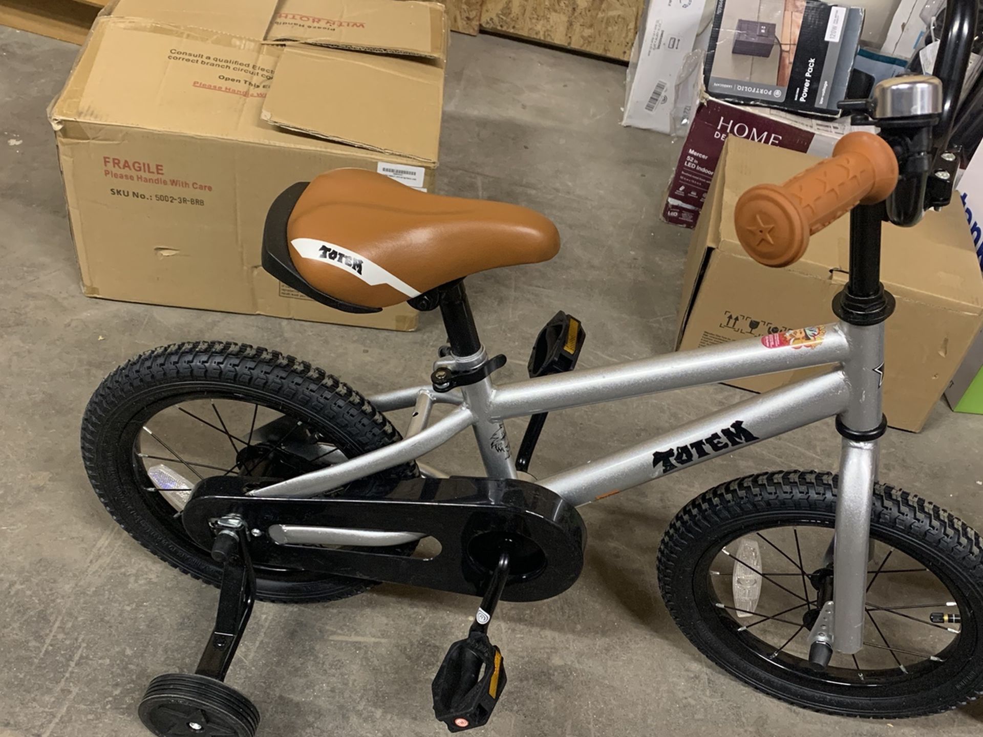 $65 Brand New JoyStar Totem Kids Tricycle!