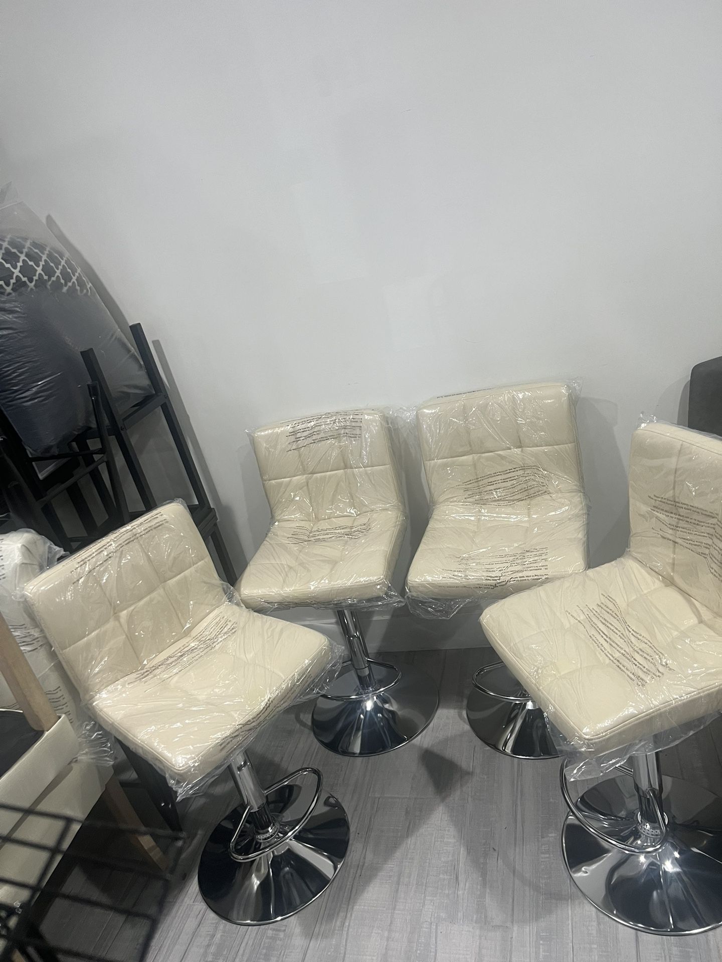 Stools - Modern Adjustable Kitchen Island Chairs Counter Height Barstools Swivel PU Leather Chair 30 inches,X-Large Base and Seat, 4pcs Beige