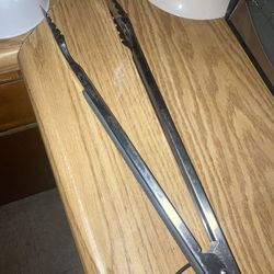 Gigantic Tongs