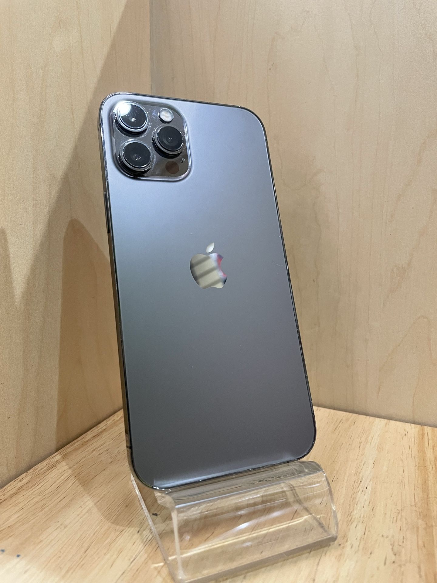 iPhone 12 Pro Max 256GB Graphite Factory Unlocked Used Like New